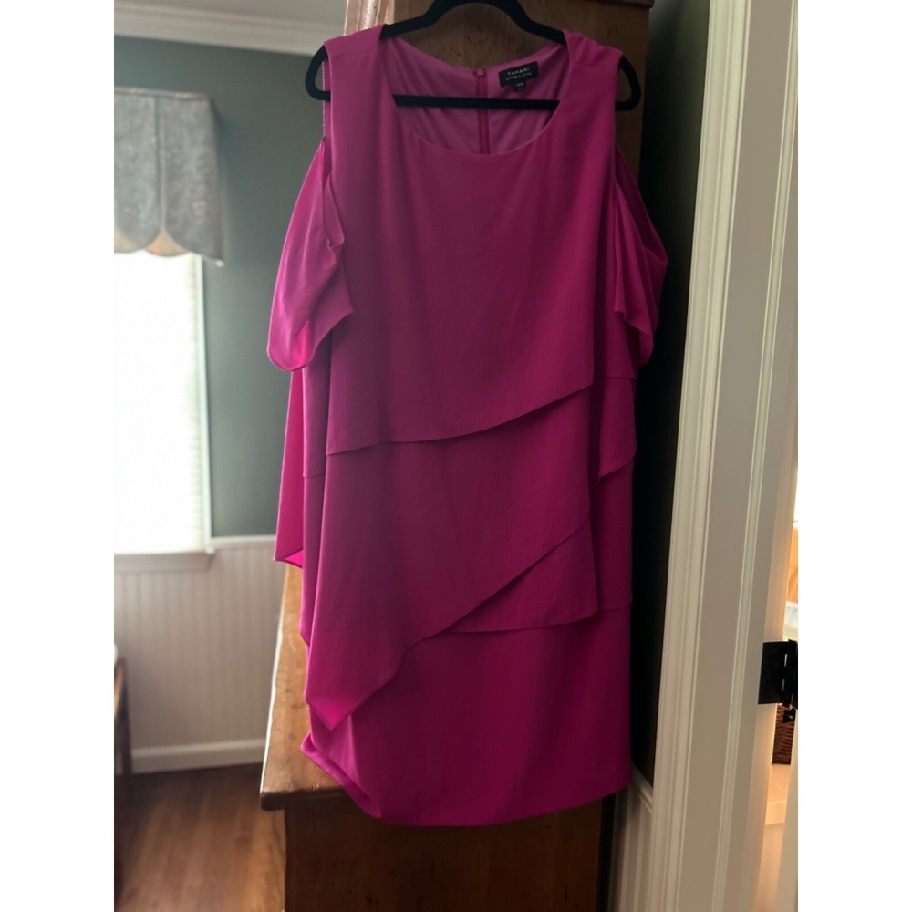 Tahari ASL Pink Cold Shoulder Tiered Crepe Shift Dress Magenta Size 18W EUC